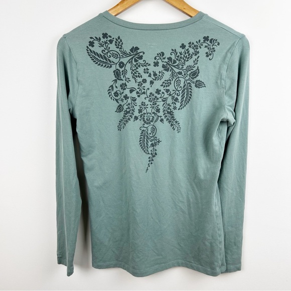 Patagonia Long Sleeve Floral Green T shirt - Picture 2 of 7